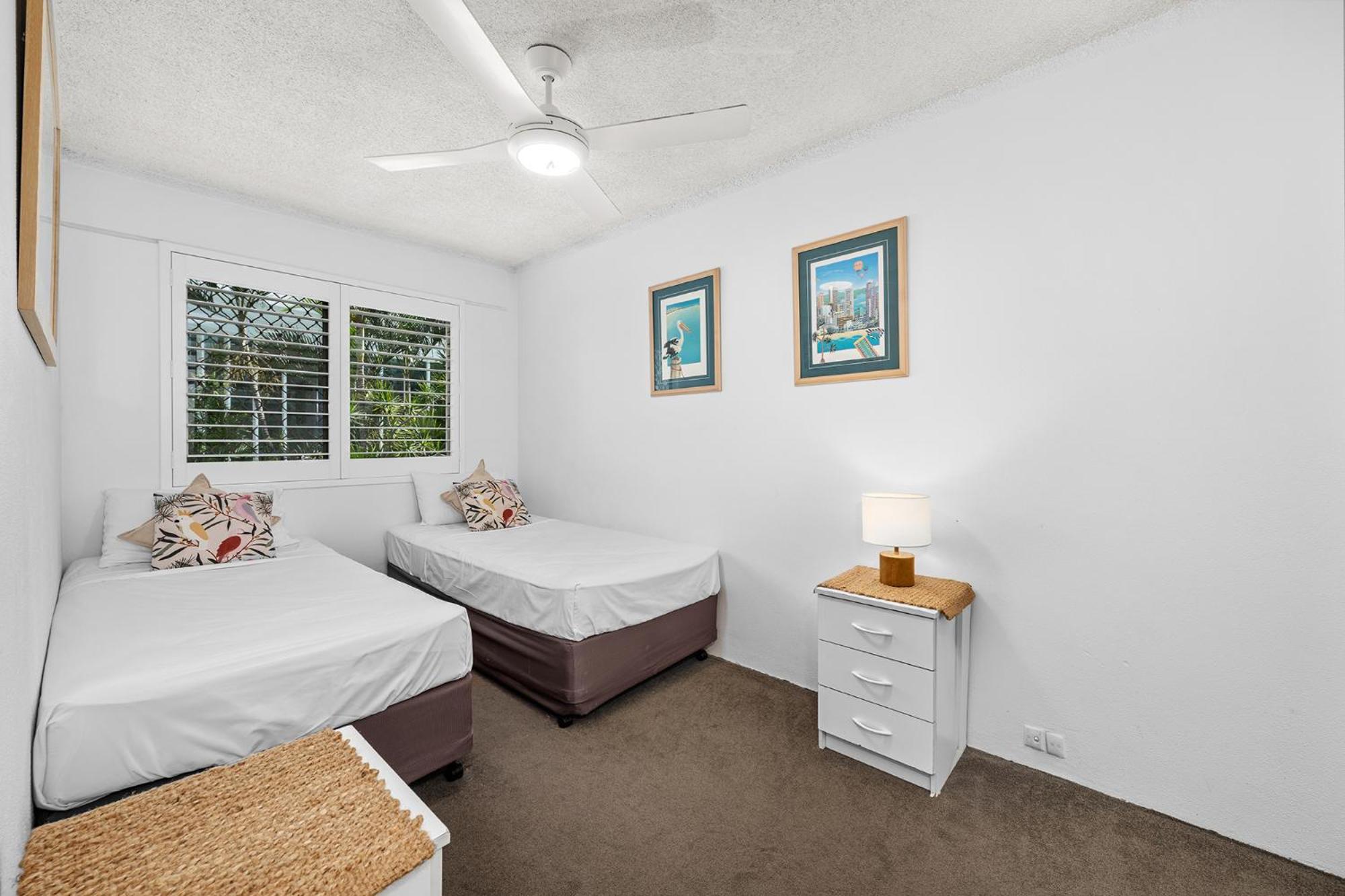 Surfers Paradise- Meters From The Beach! Голд-Кост Экстерьер фото